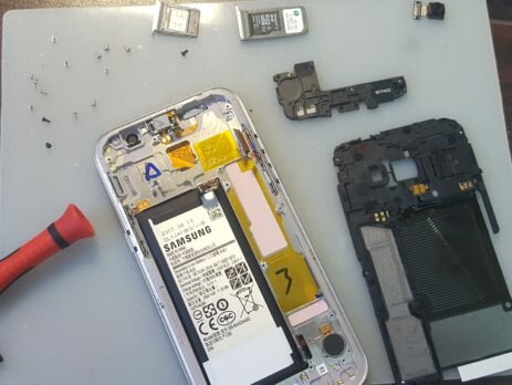 samsung a5 2017 медленно заряжается